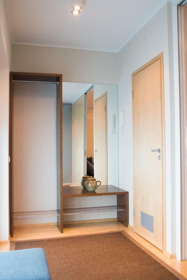 City Center Apartment Aida Pärnu Buitenkant foto