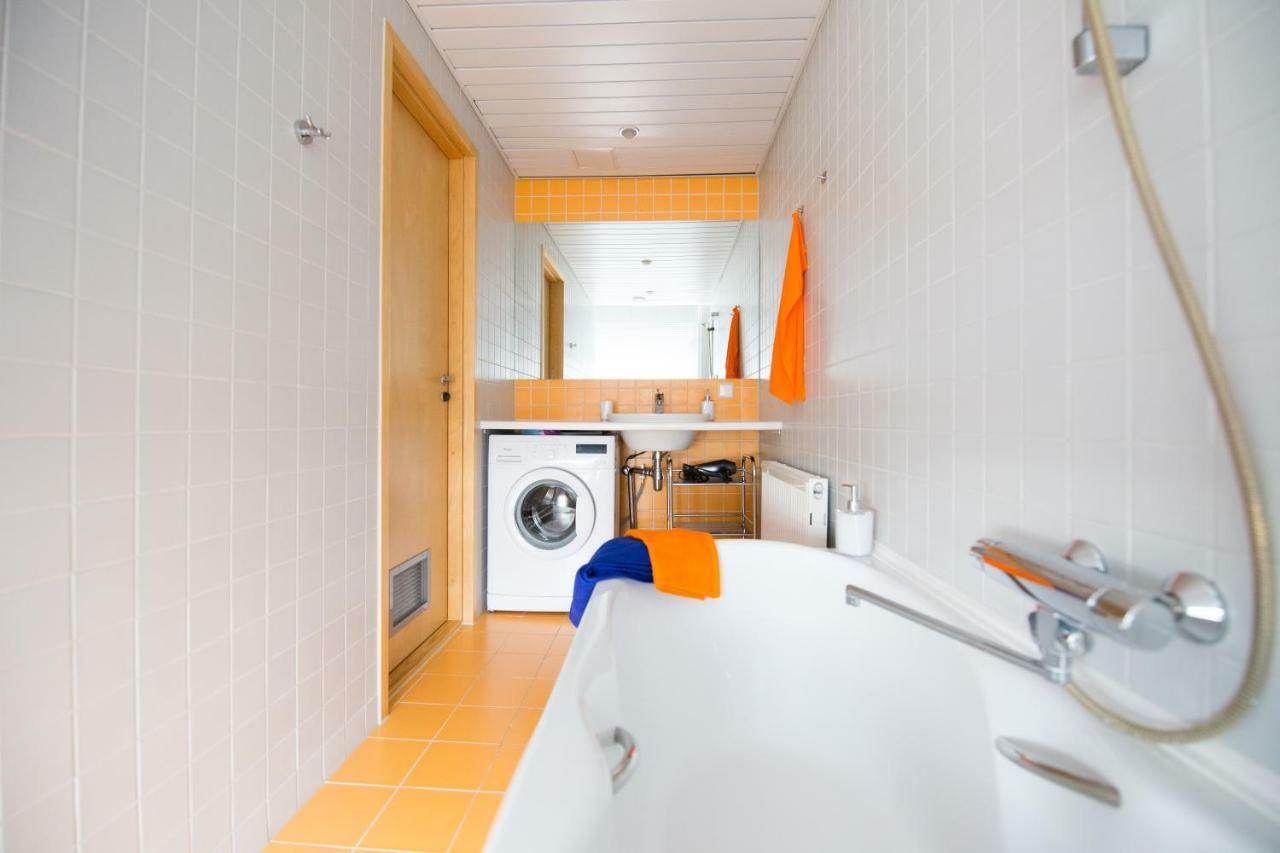 City Center Apartment Aida Pärnu Buitenkant foto